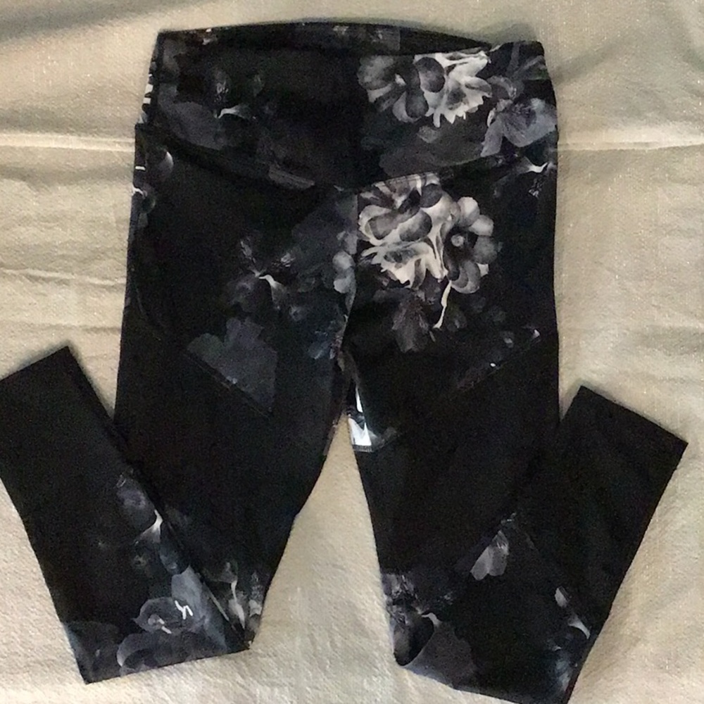 Leggings-sheer above knee And bottom leg